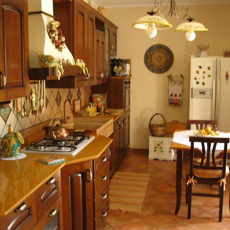 B&B Villa Liliya Fiumefreddo di Sicilia Buitenkant foto