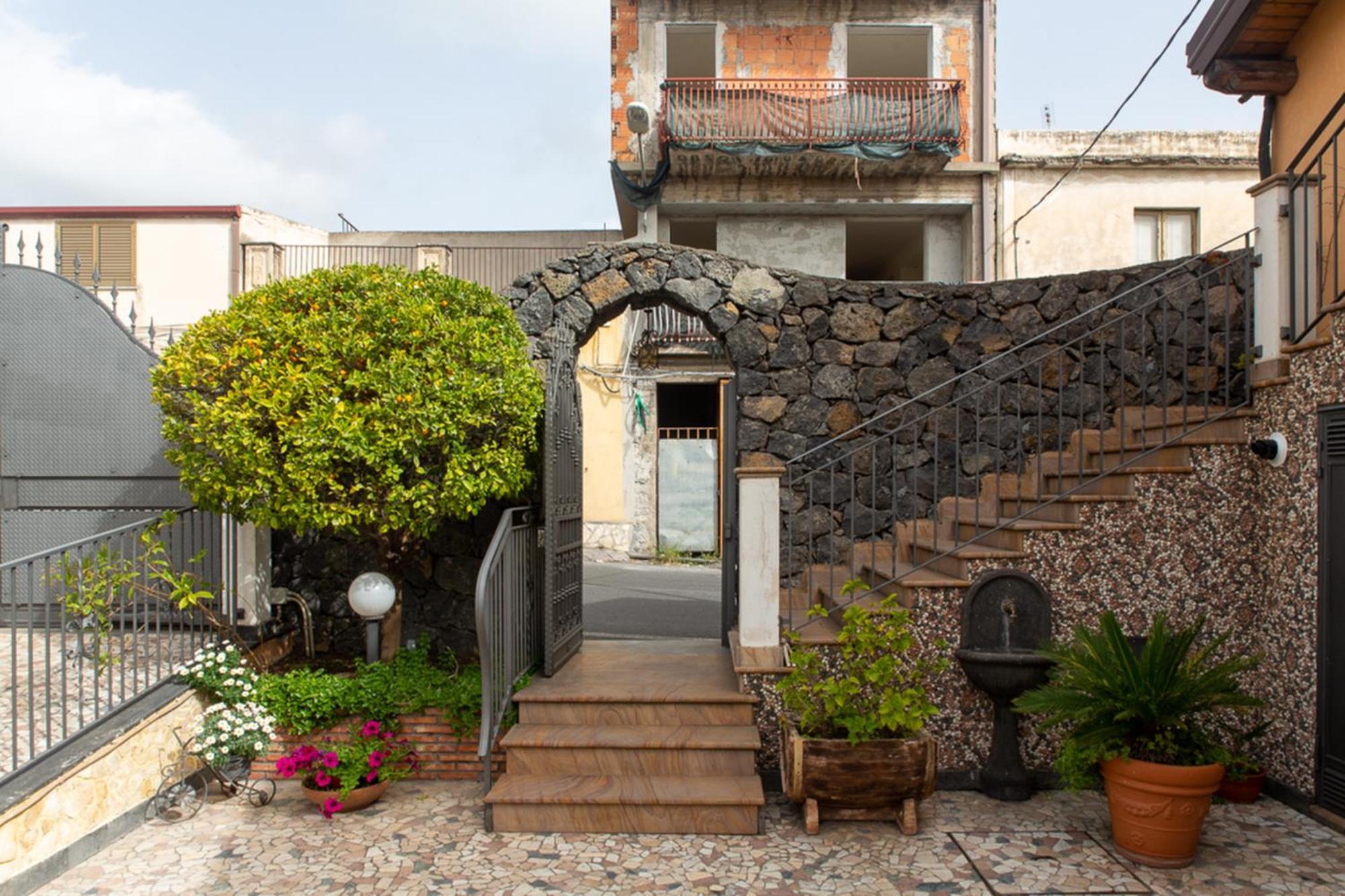 B&B Villa Liliya Fiumefreddo di Sicilia Buitenkant foto