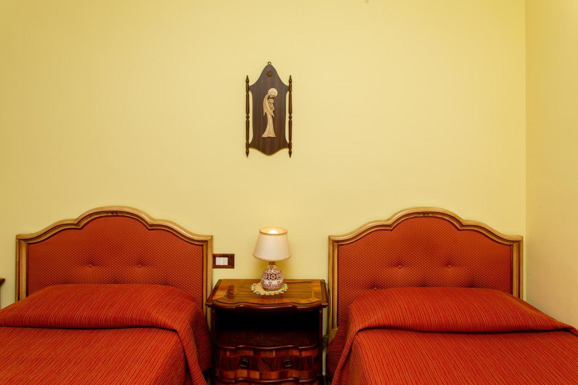 B&B Villa Liliya Fiumefreddo di Sicilia Buitenkant foto
