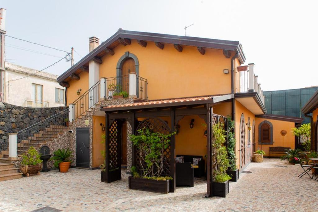 B&B Villa Liliya Fiumefreddo di Sicilia Buitenkant foto